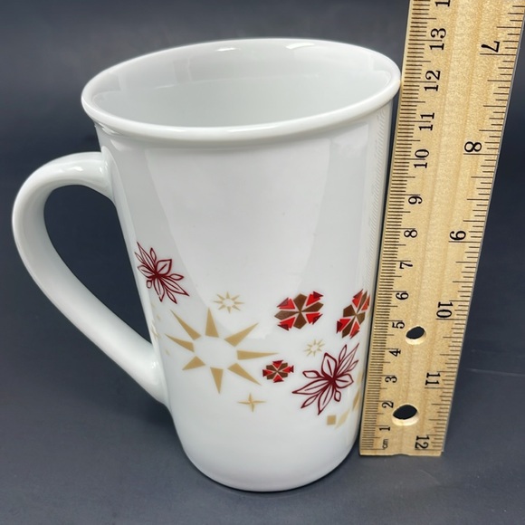 STARBUCKS: White/Red Holiday/Christmas Collectible Coffee Mug. 12oz - Picture 7 of 7